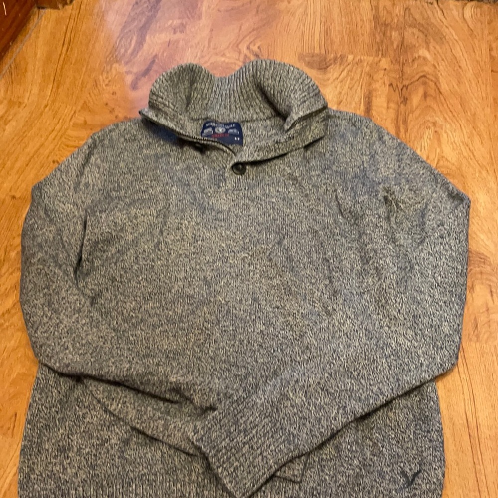 Men’s AE Pullover Sweater Small